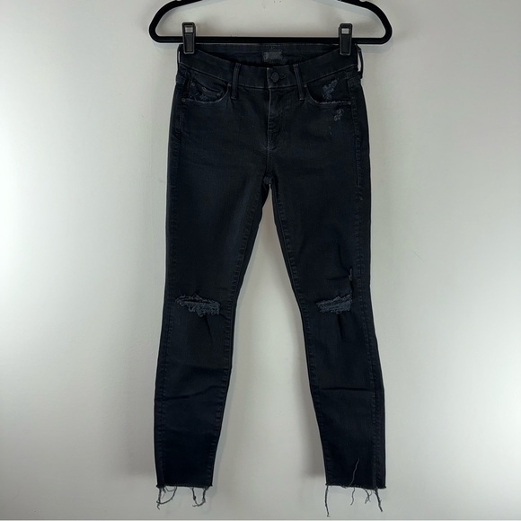 MOTHER Denim - MOTHER Looker Ankle Fray In Guilty as Sin Black Raw Hem Distressed Jeans Size 25